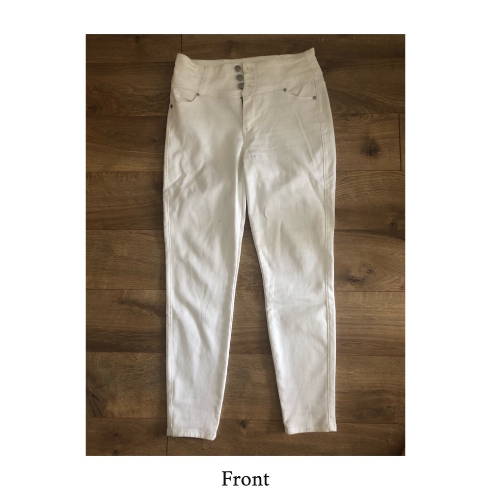 Celebrity Pink - White High-Rise Ankle Jeans